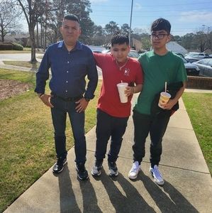 Meet your Posher, Leonel